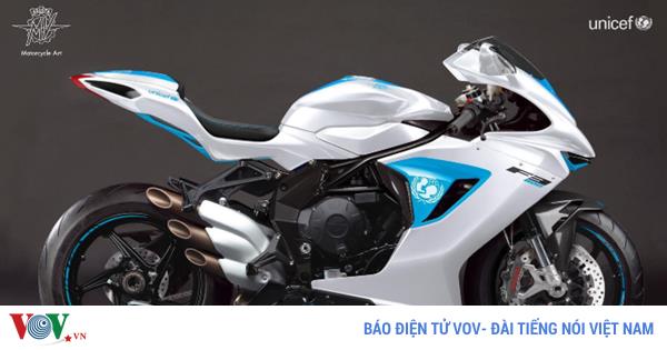 Siêu mô tô MV Agusta giá hơn 2,5 tỷ được bán đấu giá từ thiện