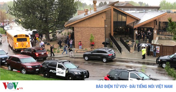 Nghe VietNamNet: Xả súng trong trường học ở Mỹ, 5 học sinh chết và bị thương