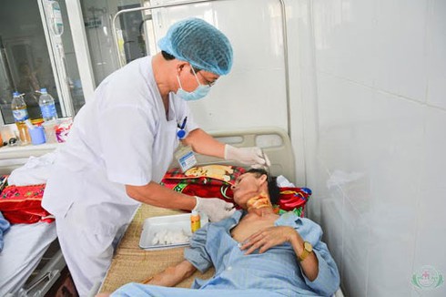 Hóc xương cá​ 3 cm hơn 2 tháng mới phát hiện - ảnh 1