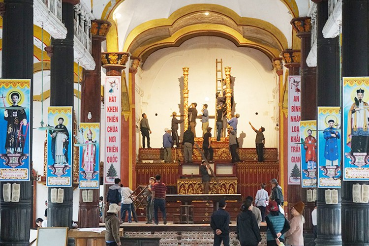 nha tho bui chu sap duoc ha giai trong vai ngay toi hinh 1