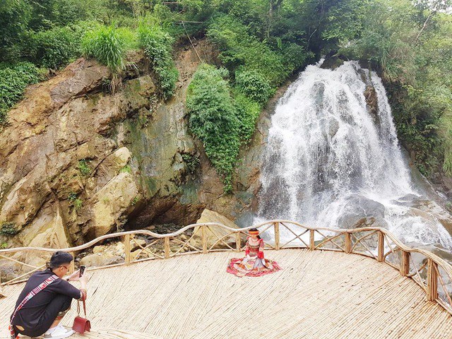ban lang moc mac nho xinh o sa pa khien ai cung muon ghe tham hinh 14