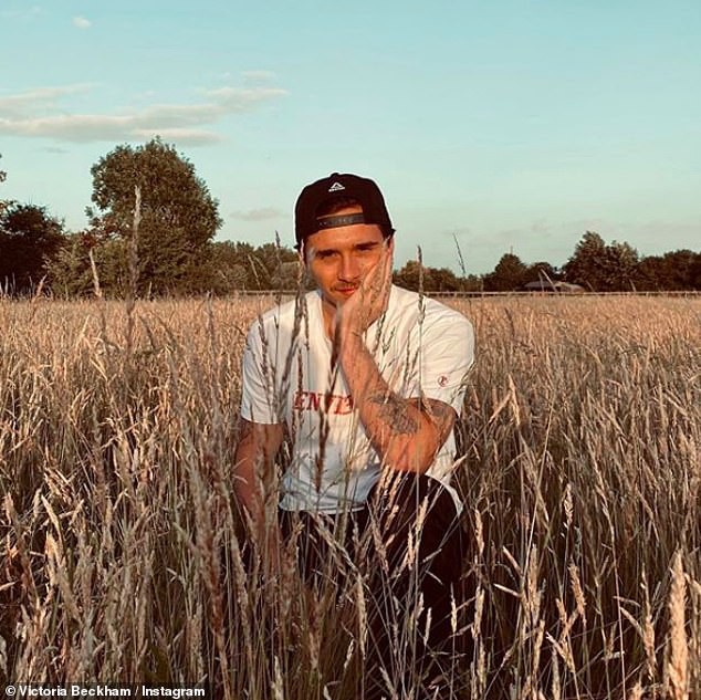 victoria beckham viet loi ngot ngao cho cau ca sau 3 thang xa cach hinh 1