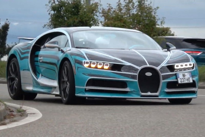 sieu xe trieu do bugatti chiron sport zebra bi bat gap khi dang thu nghiem hinh 1