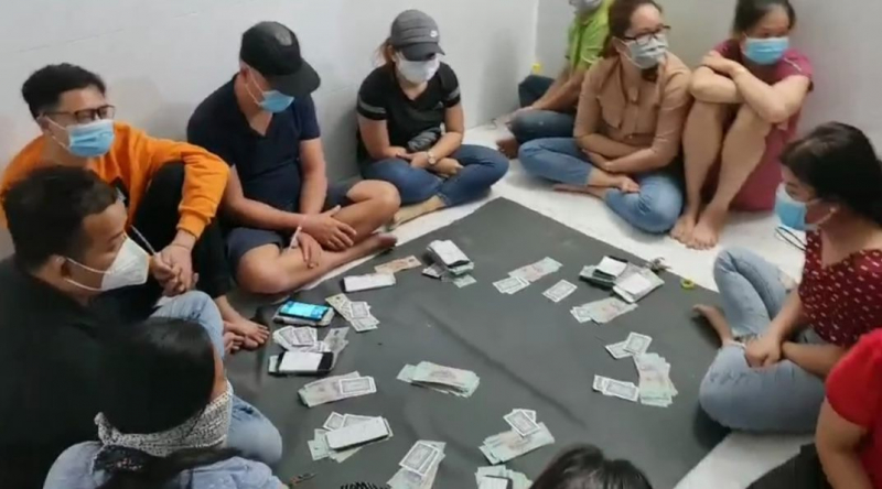 Triệt phá ổ bạc lớn hoạt động trong dịch COVID-19, thu giữ hơn 1,5 tỷ đồng -0