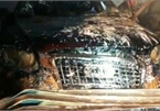 Siêu xe  Audi bị 'nướng chín' trong garage bốc cháy dữ dội