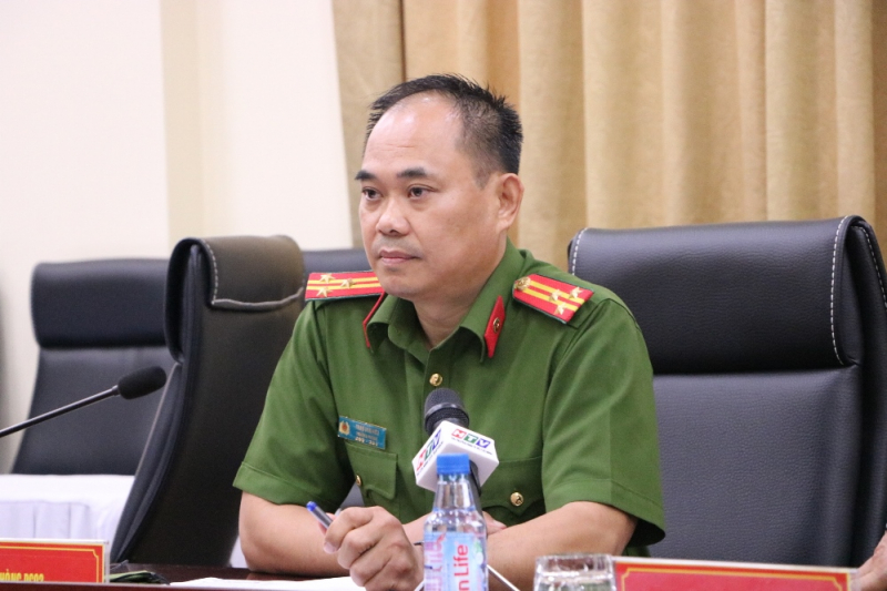 “Nam sinh đã tự tử, trong ba lô có cục đá nặng hơn 10kg” -0