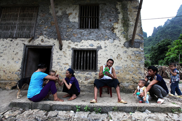 kiến trúc nhà sàn đá, thác Bản Giốc, Cao Bằng, xây dựng, đá tự nhiên, nhà sàn, dân tộc