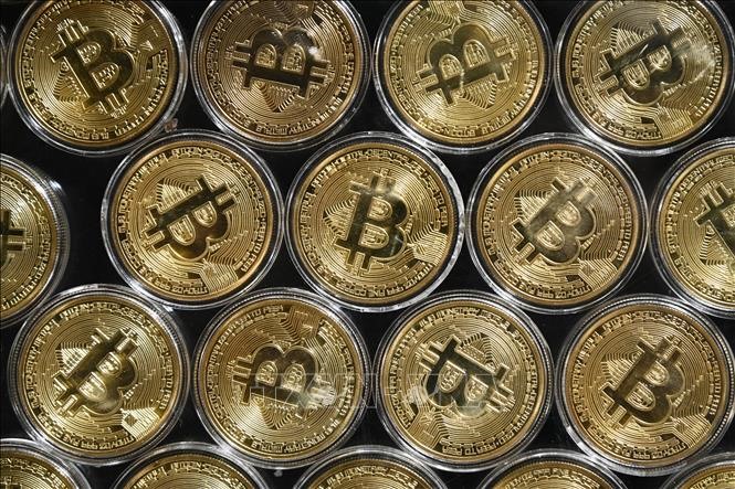 Bitcoin là 'vàng kỹ thuật số' hay chỉ là "vàng rởm"?