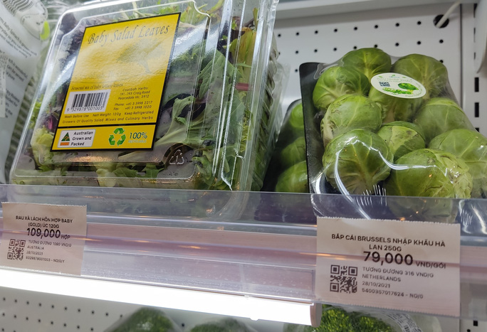 'Sốc' với rau nhập khẩu giá gần 1 triệu đồng/kg - 1