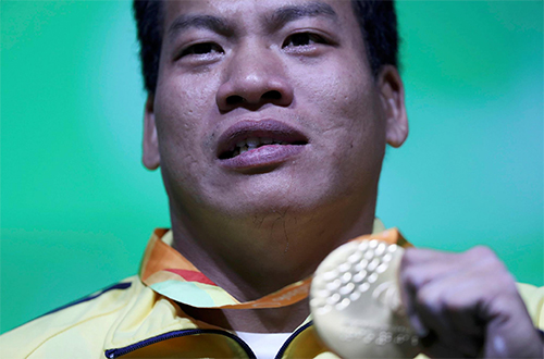 Đô cử Việt Nam đoạt HC vàng Paralympic 2016, phá kỷ lục thế giới - ảnh 1
