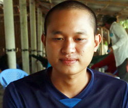 Thắng kiện 2 tờ vé số độc đắc, thanh niên cho người thua một nửa - ảnh 1