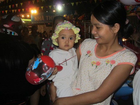 Hàng quán vỉa hè hốt bạc ngày trung thu - ảnh 2