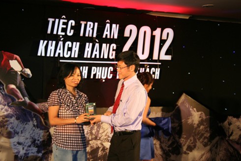 Mobifone Bình Dương tri ân khách hàng thân thiết - ảnh 1