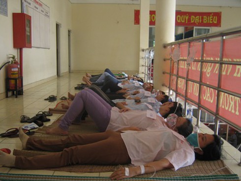 146 người nhập viện vì thức ăn “bẩn” - ảnh 1
