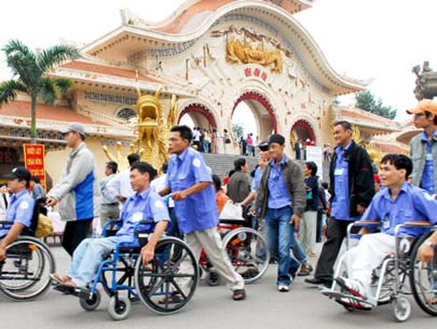 TP.HCM: Hơn 6.000 người “sánh bước” cùng người khuyết tật - ảnh 1