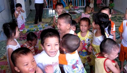 Nhà trẻ cho con em công nhân: Cho chúng tôi cơ chế, chúng tôi sẽ làm! - ảnh 1