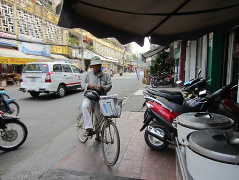 Nghẹn ở 'phố cơm trắng' Sài Thành - ảnh 4