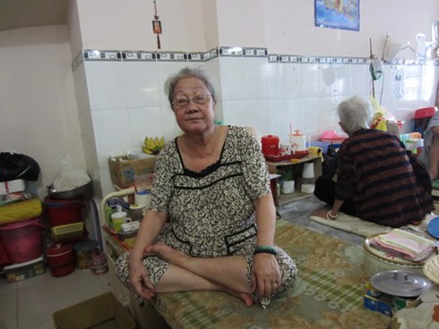 Nước mắt người già phải dưỡng lão ở chùa - ảnh 2
