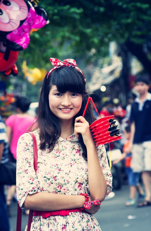 Rực rỡ sắc màu Trung thu trên phố Hà Nội - ảnh 5