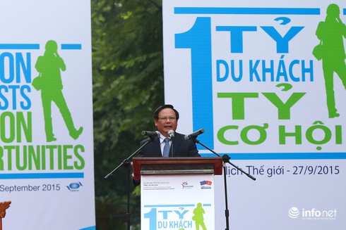 Mít tinh kỷ niệm ngày Du lịch Thế giới 2015: Một tỷ du khách, một tỷ cơ hội - ảnh 1