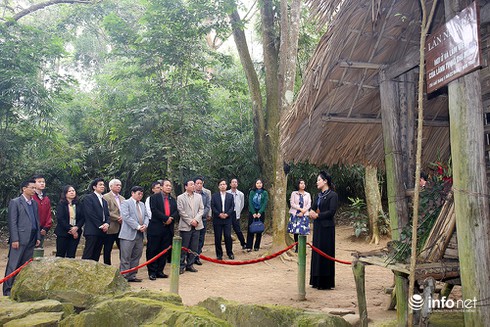 Bộ TT&TT thăm An toàn khu Định Hóa - ảnh 5