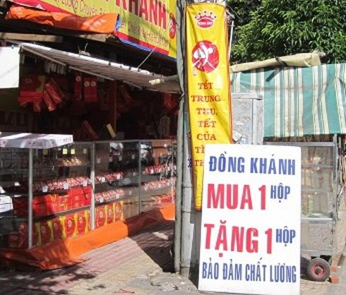 Loạn hạ giá bánh trung thu nhái