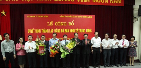 Công bố quyết định thành lập Đảng bộ Ban Kinh tế Trung ương - ảnh 1