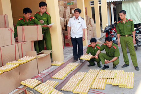 Thực hư trứng siêu rẻ 500 đồng/quả từ Trung Quốc - ảnh 1