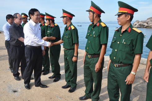 Ông Vương Đình Huệ tiếp xúc cử tri xã đảo Nhơn Châu - ảnh 2