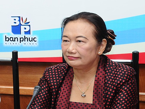 Thuế, phí khiến ô tô đắt gấp 3 lần giá gốc - ảnh 1