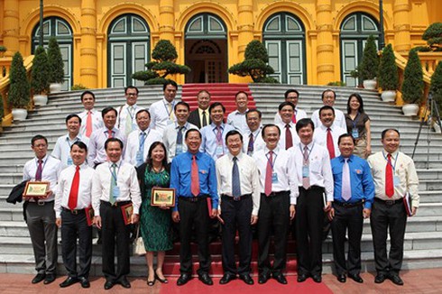 Chủ tịch nước gặp các doanh nhân trẻ tiêu biểu - ảnh 1