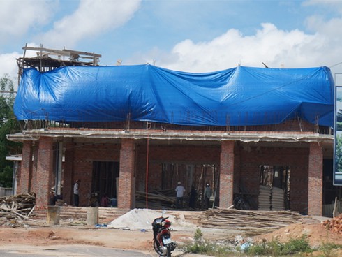 Sập tầng 1 nhà tang lễ TP Tam Kỳ - ảnh 2