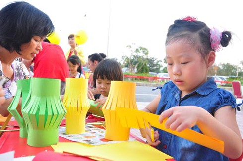 Đêm Rằm ấn tượng cho thiếu nhi tại Vincom Center - ảnh 6