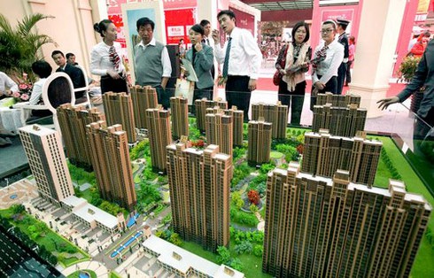 Sao đi xe máy phải cứu đại gia cưỡi Phantom? - ảnh 1