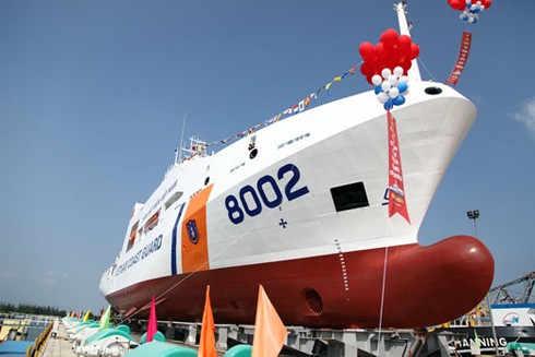 Hạ thủy tàu cảnh sát biển VN có sân bay trực thăng 14 tấn - ảnh 3