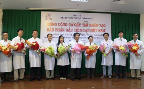 Người duy nhất ở Việt Nam cắm sạc điện vào tim để sống - ảnh 2