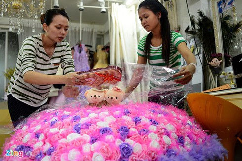 Bó hồng 700 bông giá 10 triệu dịp Valentine - ảnh 4