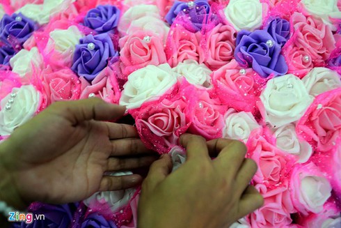Bó hồng 700 bông giá 10 triệu dịp Valentine - ảnh 7