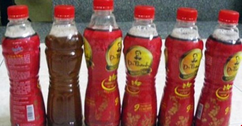 Tân Hiệp Phát: Vụ chai Dr Thanh có bợn dấm là bất thường - ảnh 1