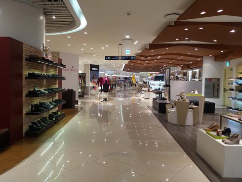 Hà Nội: Nẫu ruột vì đổ tiền thuê chốn sang chảnh ngồi đuổi ruồi giáp Tết - ảnh 6