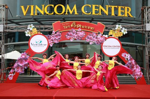 Đến Vincom khám phá “Tết 4 phương” - ảnh 6