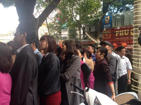 Giá vàng thế giới tăng vọt trong lúc vàng trong nước nghỉ Tết - ảnh 1