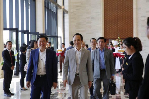 Phó Thủ tướng Vương Đình Huệ thăm, kiểm tra tiến độ đầu tư của FLC tại Bình Định - ảnh 1