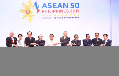 Thủ tướng đề nghị ASEAN cải tiến cơ chế, tinh giản bộ máy - ảnh 2