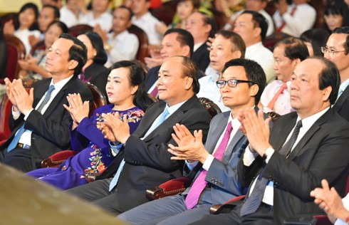 Thủ tướng chỉ đạo kiểm tra, xử lý nghiêm các tập thể, cá nhân trục lợi Quỹ BHYT - ảnh 1