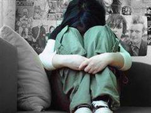 Bắt gã trai chiếm đoạt