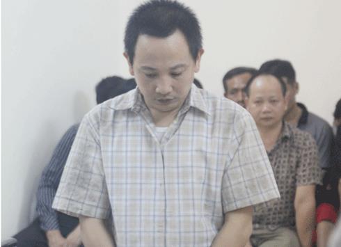 Gã chồng độc ác nhẫn tâm ném vợ xuống sông Hồng - ảnh 1