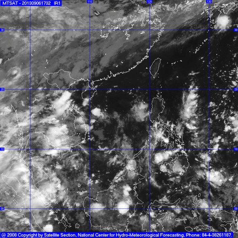 Tin mới nhất về áp thấp nhiệt đới sáng 7-9: Mưa rất to từ Thanh Hoá - Thừa Thiên Huế - ảnh 1