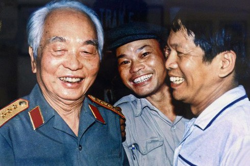 nu cuoi dai tuong vo nguyen giap