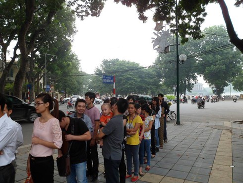 Dòng người tiếc thương Đại tướng Võ Nguyên Giáp - ảnh 7